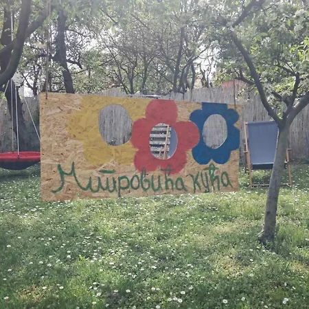 Mitrovica Kuca * Aranđelovac