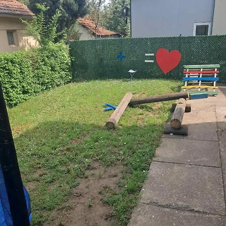 Mitrovica Kuca Апартаменты