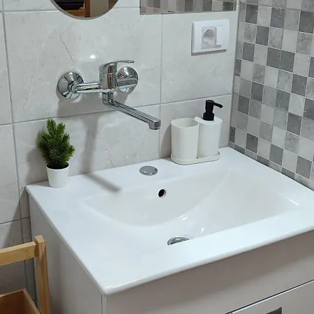 Apartment Mitrovica Kuca
