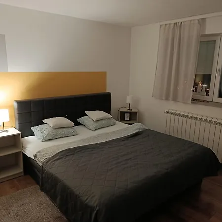 Apartamento Mitrovica Kuca