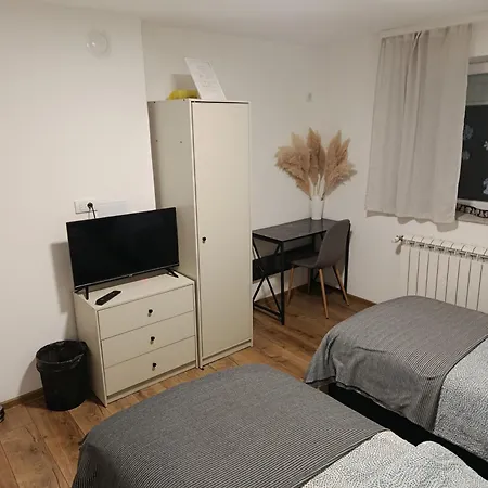 Апартаменты Mitrovica Kuca