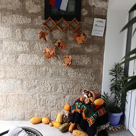 Mitrovica Kuca Apartamento