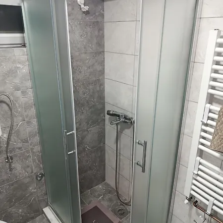 Apartamento Mitrovica Kuca *