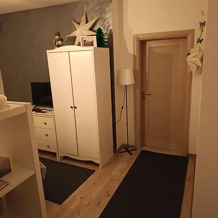 Mitrovica Kuca דירה ארנדלובאץ'