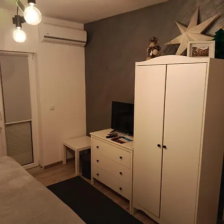 Апартаменты Mitrovica Kuca *